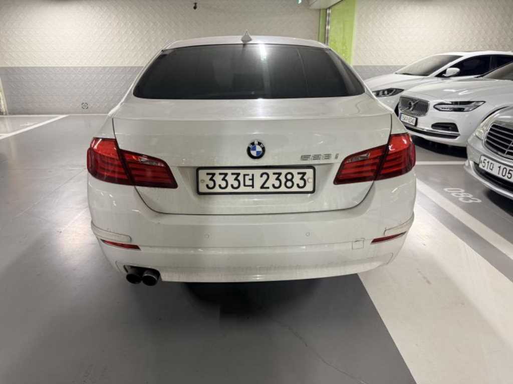 BMW 5 Series - Vista 4