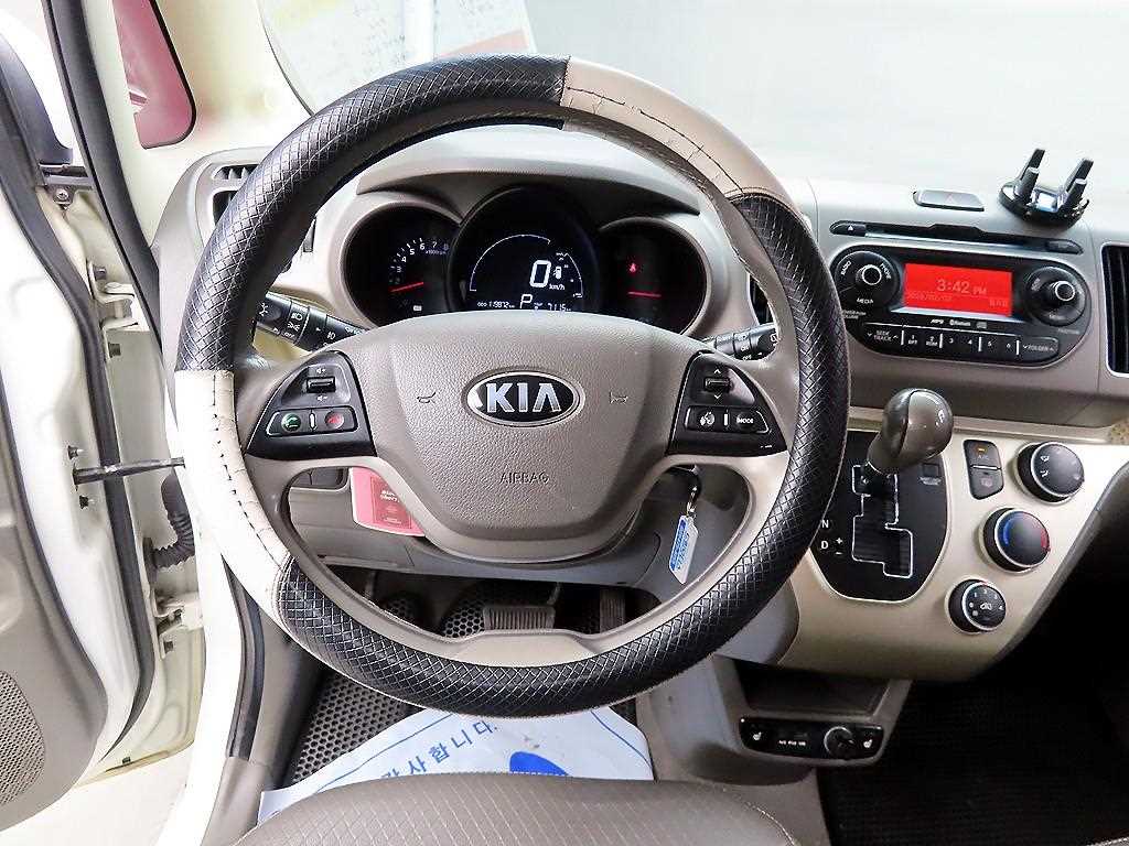 KIA Ray - Vista 9