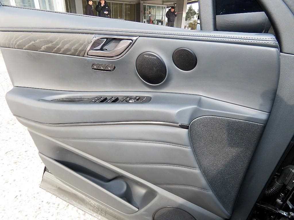 Genesis GV80 - Vista 12