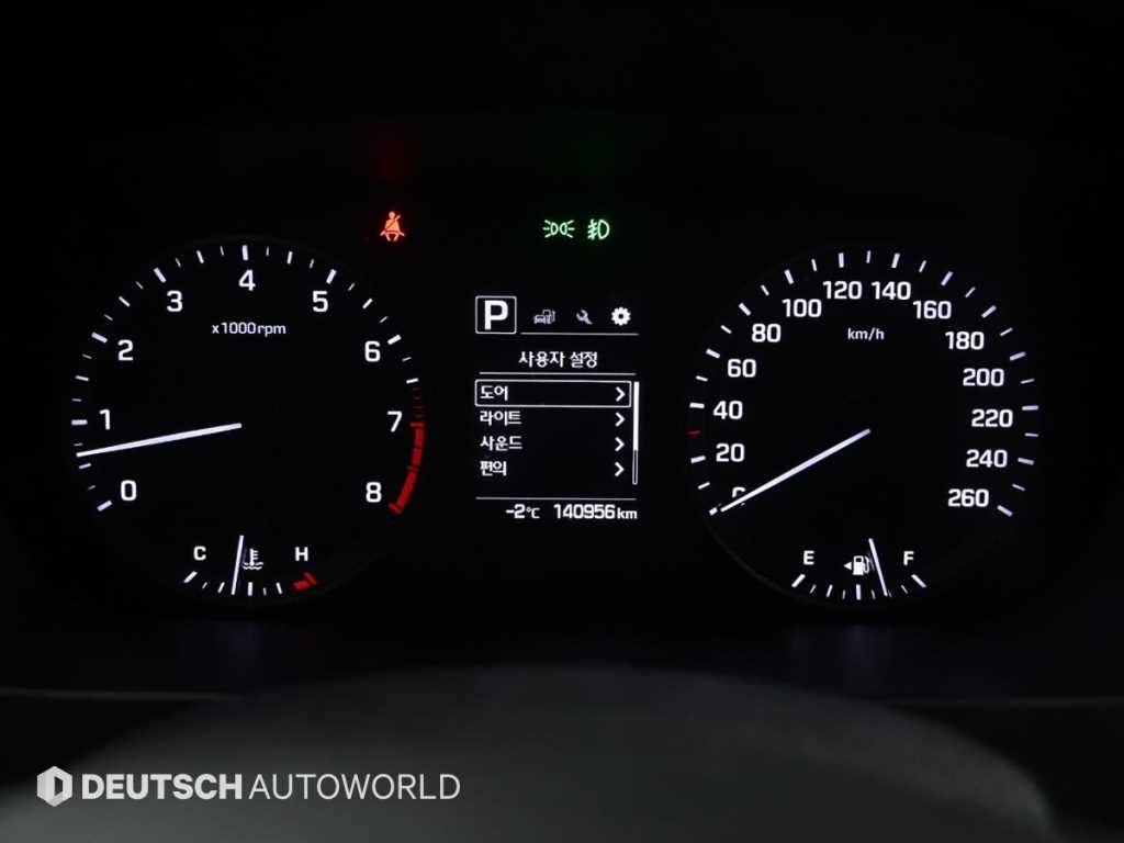 HYUNDAI Sonata - Vista 8