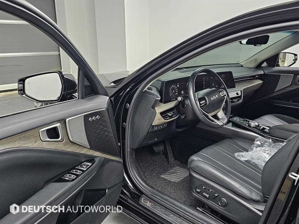 KIA K8 - Vista 11