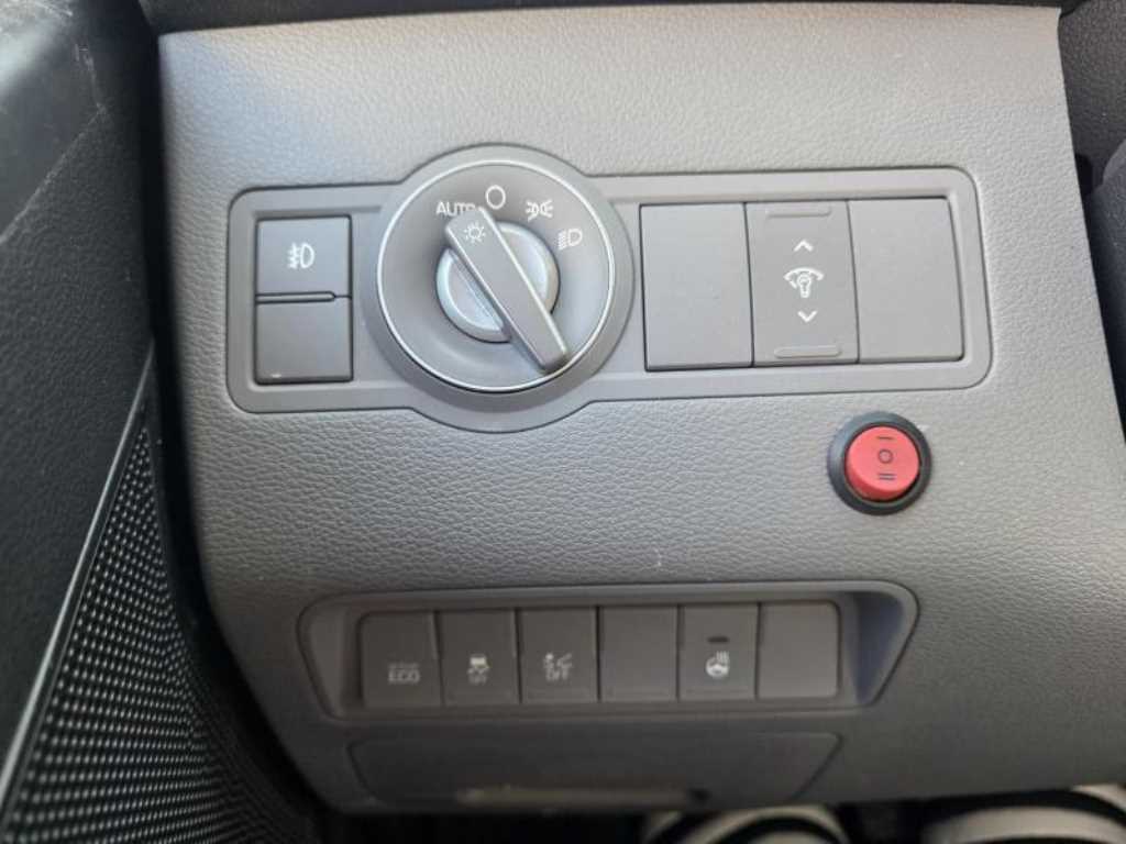 HYUNDAI Solati - Vista 10