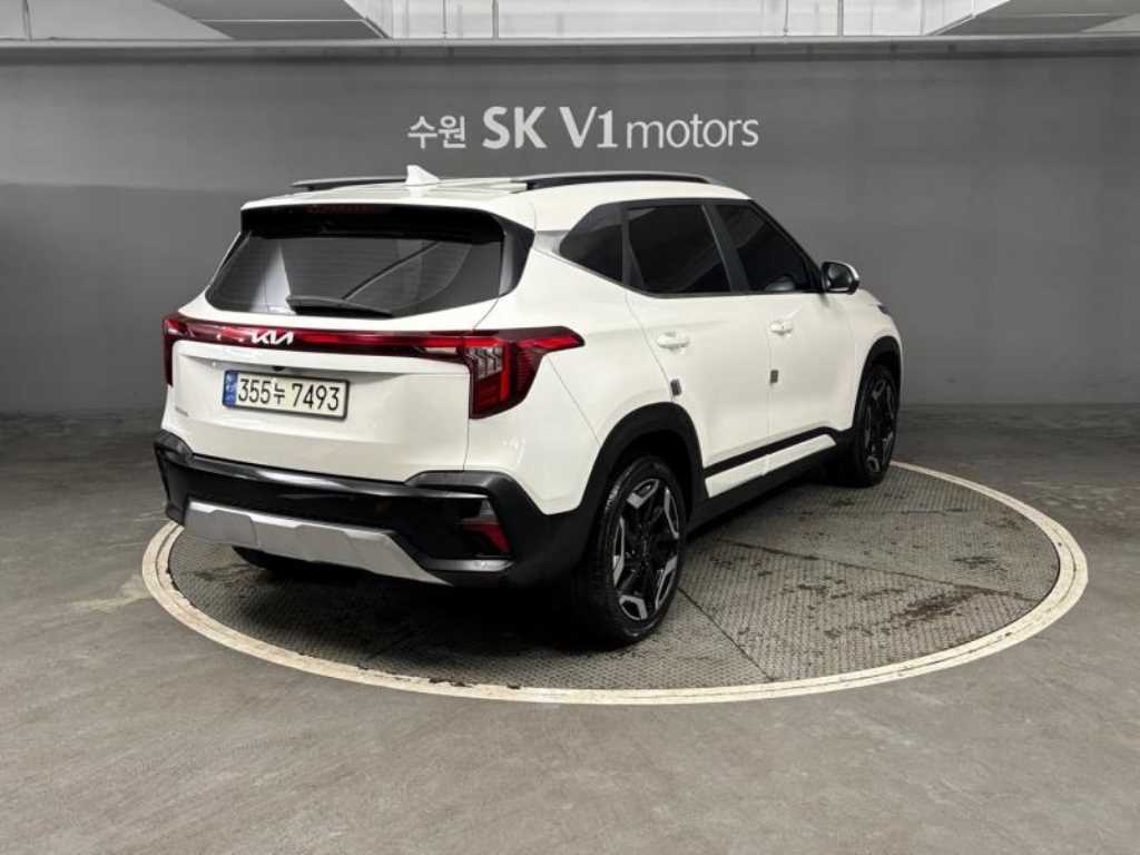 KIA Seltos - Vista 4