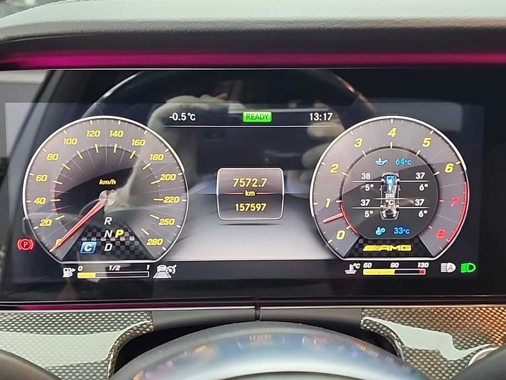 Mercedes Benz E class - Vista 6