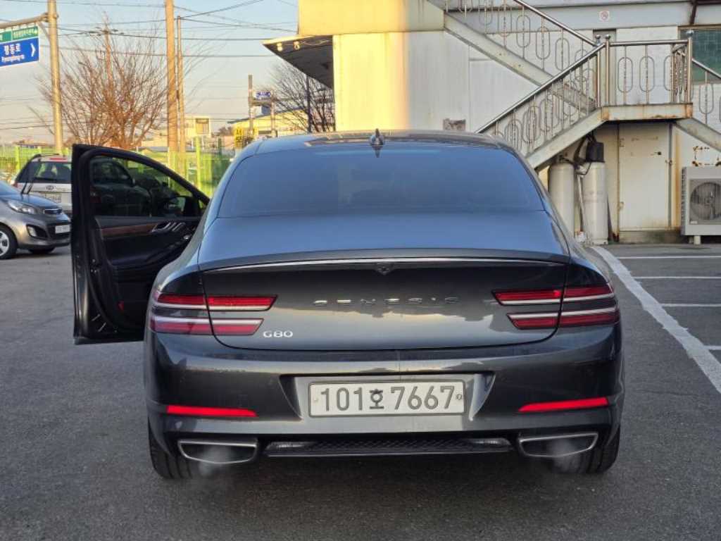 Genesis G80 - Vista 4