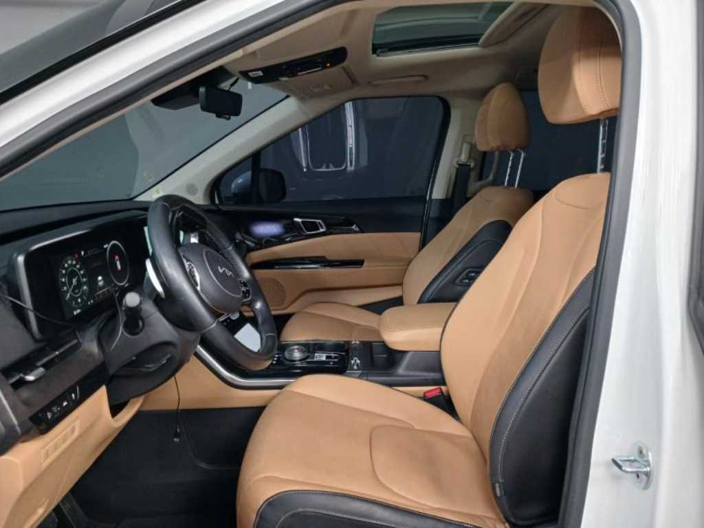 KIA Carnival - Vista 7