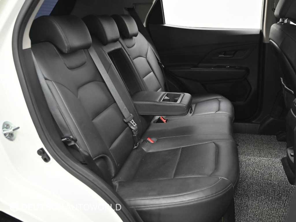 Ssangyong Korando - Vista 11