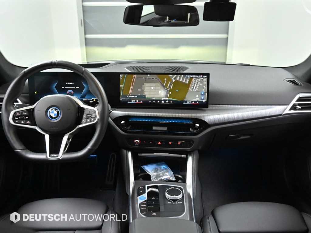 BMW i4 - Vista 7