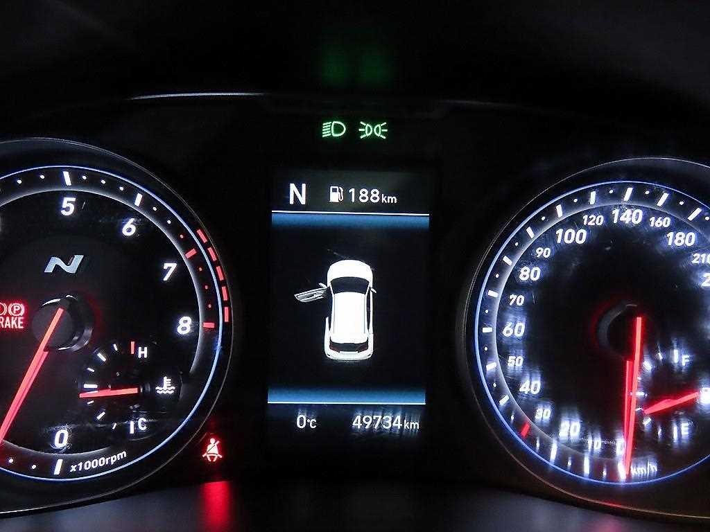 HYUNDAI Veloster - Vista 9