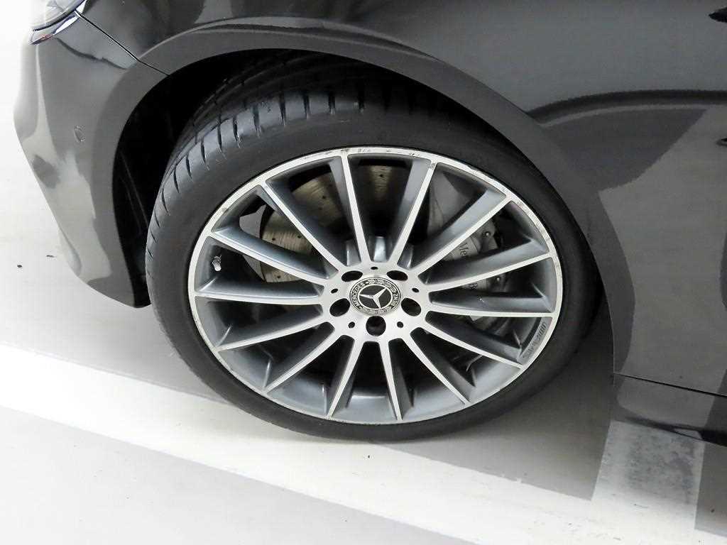 Mercedes Benz E class 2020 Negro - Importación desde Corea - HF Imports Iquique - Foto 19