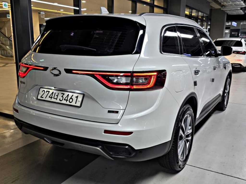 SAMSUNG QM6 - Vista 4