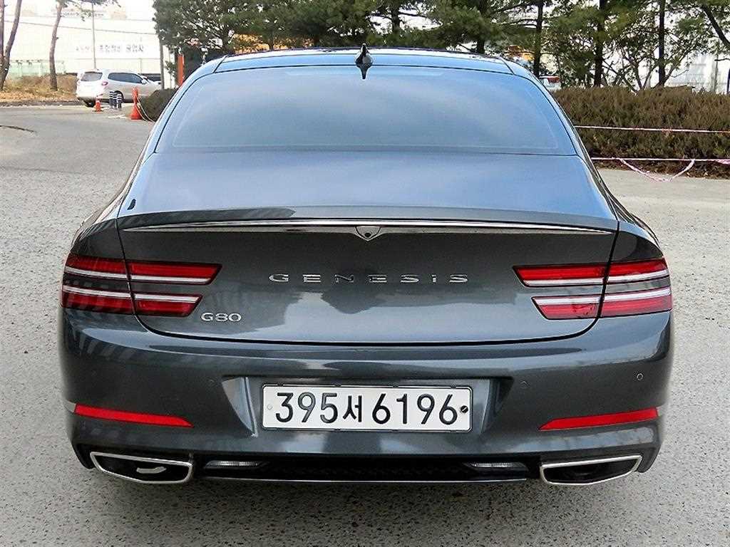 Genesis G80 - Vista 4