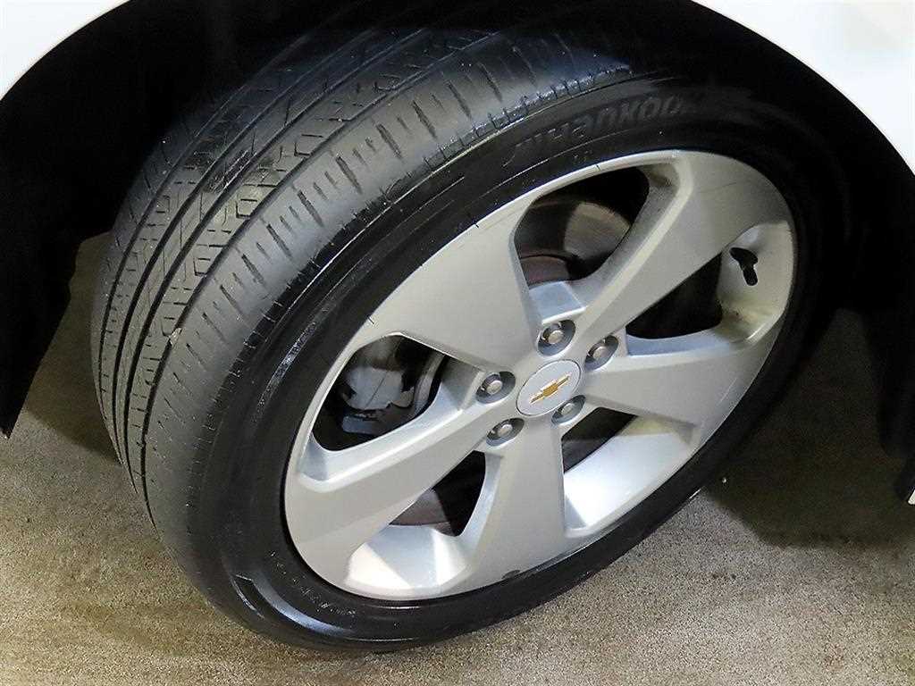 Chevrolet Cruise 2012 Blanco - Importación desde Corea - HF Imports Iquique - Foto 19