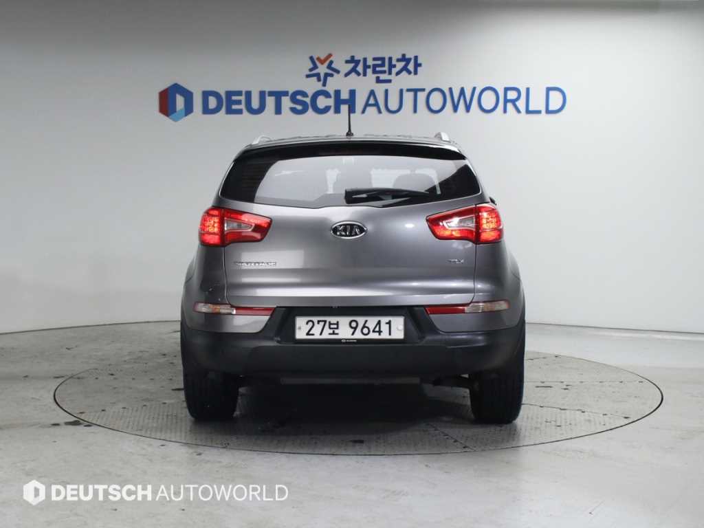 KIA Sportage - Vista 4