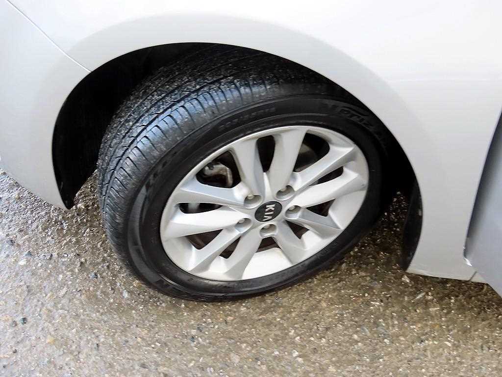 KIA K3 2017 Plateado - Importación desde Corea - HF Imports Iquique - Foto 18