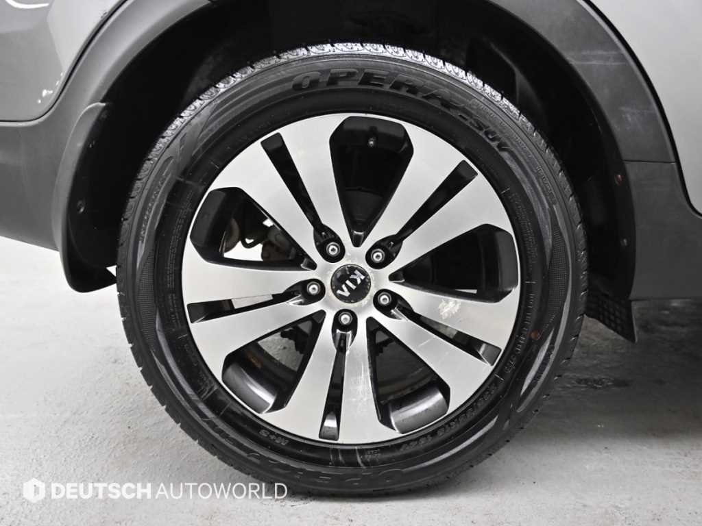 KIA Sportage - Vista 5