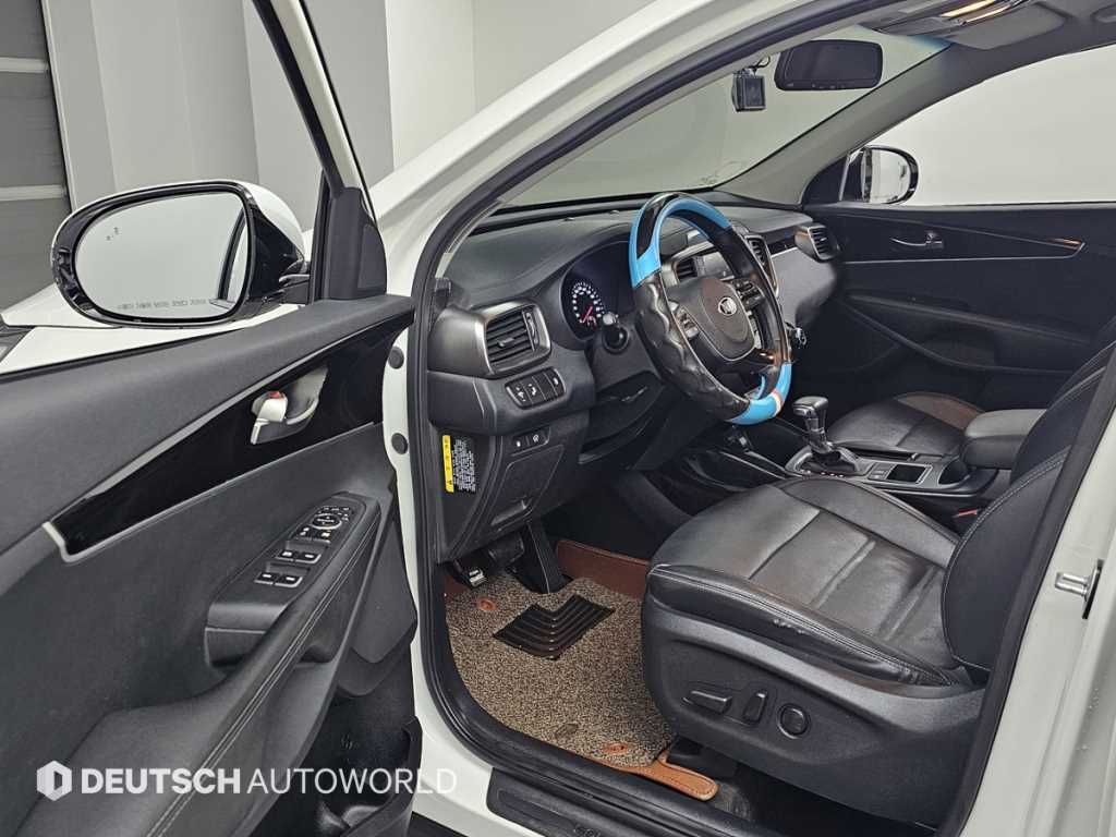 KIA Sorento - Vista 11