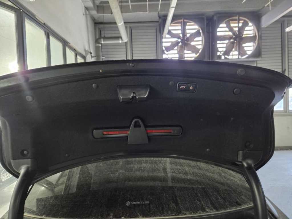 HYUNDAI Grandeur - Vista 6