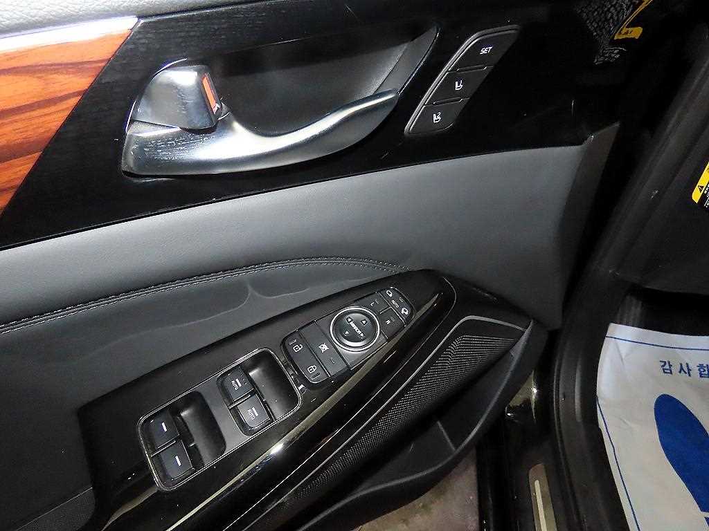 KIA K7 2017 Negro - Importación desde Corea - HF Imports Iquique - Foto 13