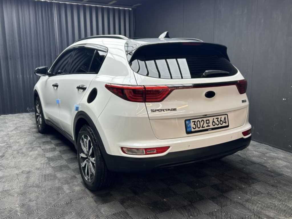 KIA Sportage - Vista 4