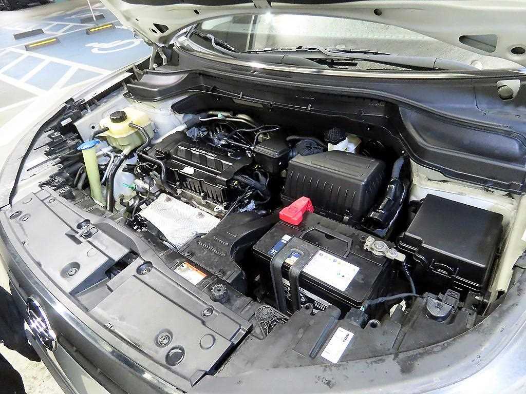 Ssangyong Tivoli 2015 Plateado - Importación desde Corea - HF Imports Iquique - Foto 19