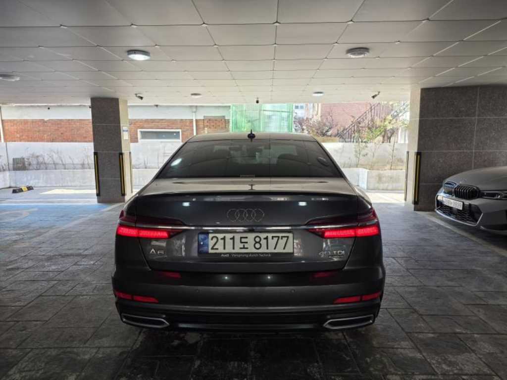 Audi A6 - Vista 5
