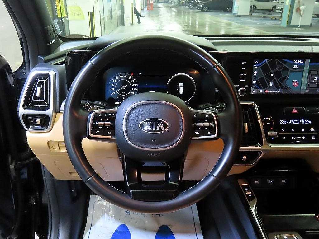 KIA Sorento - Vista 8