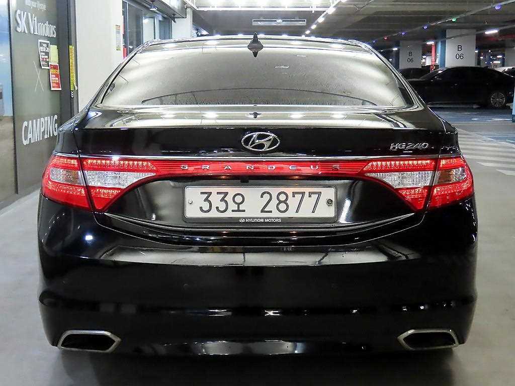 HYUNDAI Grandeur - Vista 5