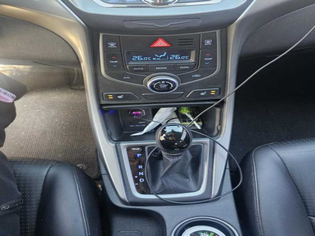 HYUNDAI Avante 2014 Gris - Importación desde Corea - HF Imports Iquique - Foto 16