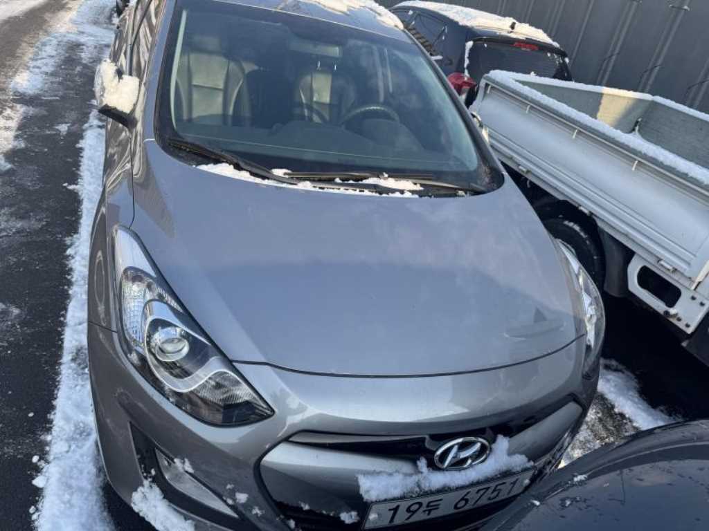 HYUNDAI i30 2012 Gris - Importación desde Corea - HF Imports Iquique - Foto 1