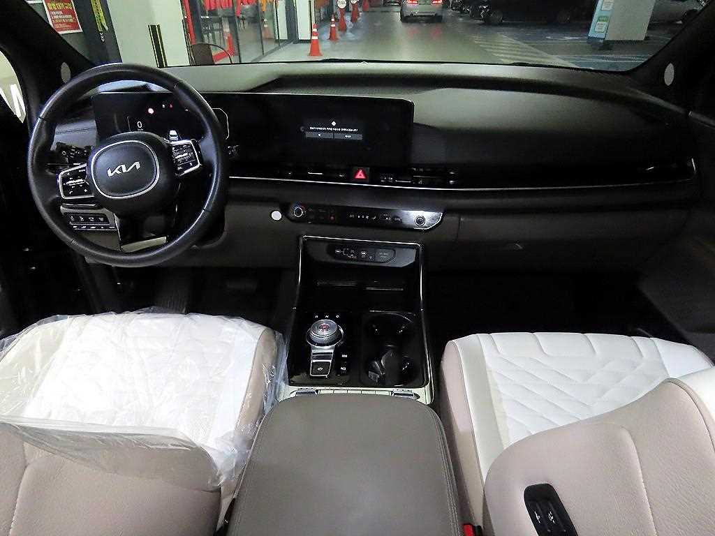 KIA Carnival - Vista 10