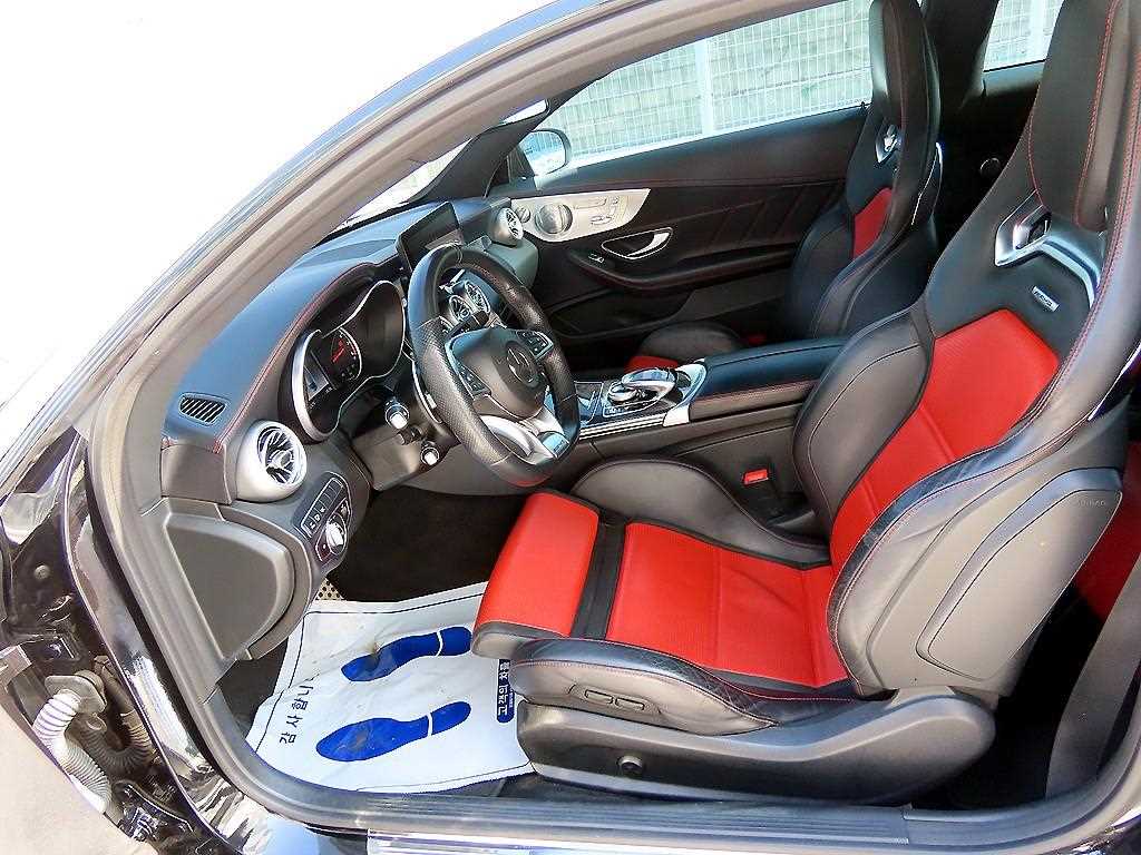 Mercedes Benz C Class - Vista 5