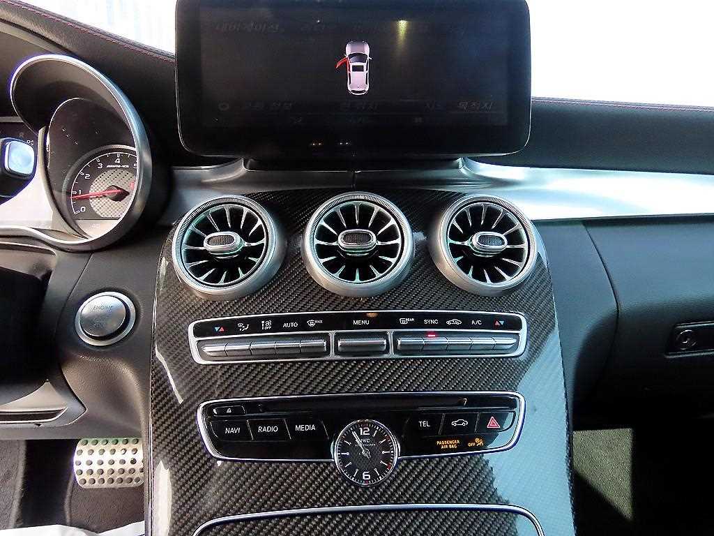 Mercedes Benz C Class 2018 Negro - Importación desde Corea - HF Imports Iquique - Foto 14