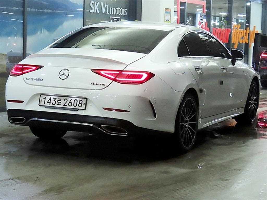 Mercedes Benz CLS Class - Vista 4