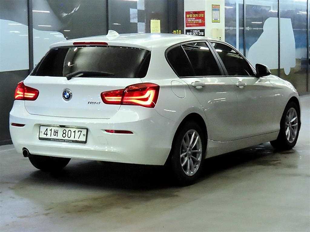 BMW 1 series - Vista 4