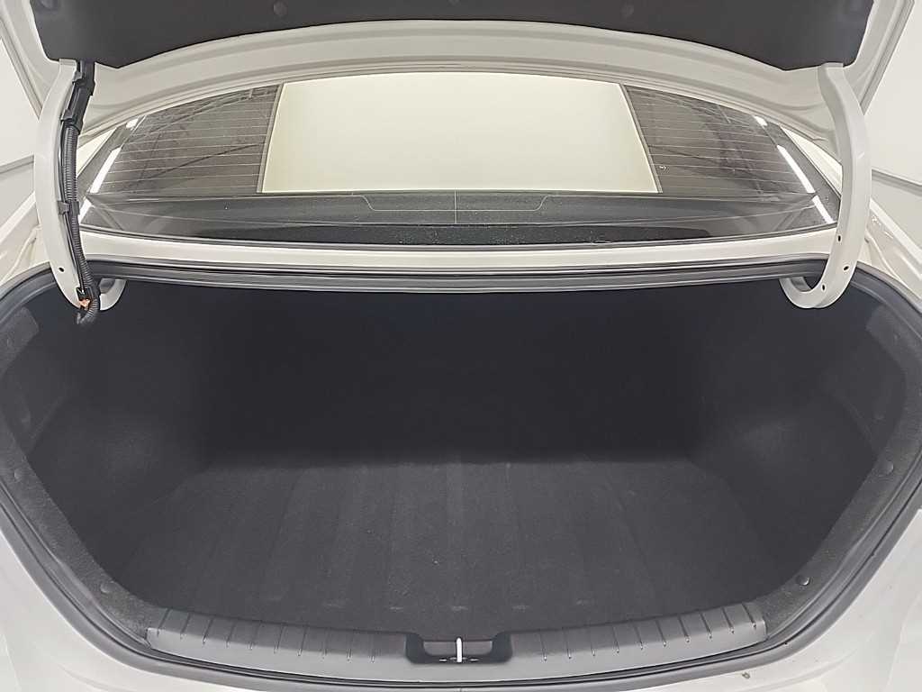 HYUNDAI Avante 2018 - Importación desde Corea - HF Imports Iquique - Foto 18