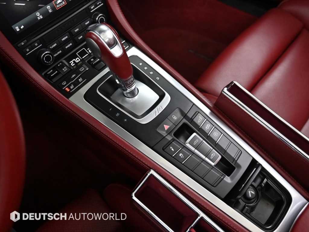 Porsche 718 - Vista 9