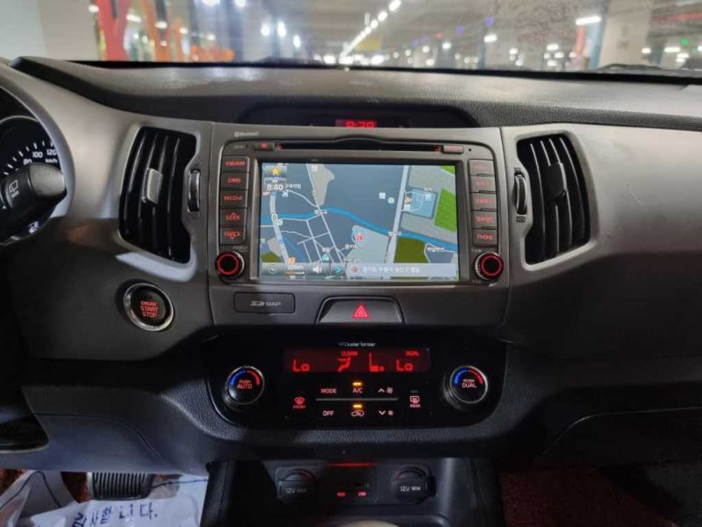 KIA Sportage - Vista 11