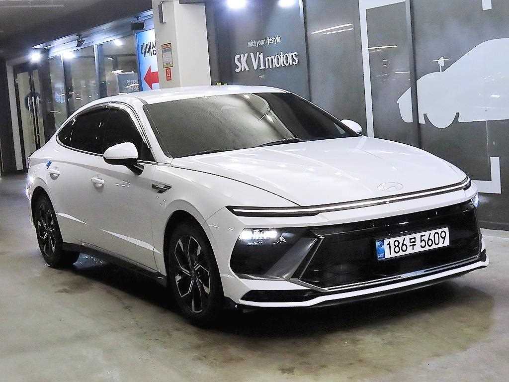 HYUNDAI Sonata 2024 Blanco - Importación desde Corea - HF Imports Iquique - Foto 1