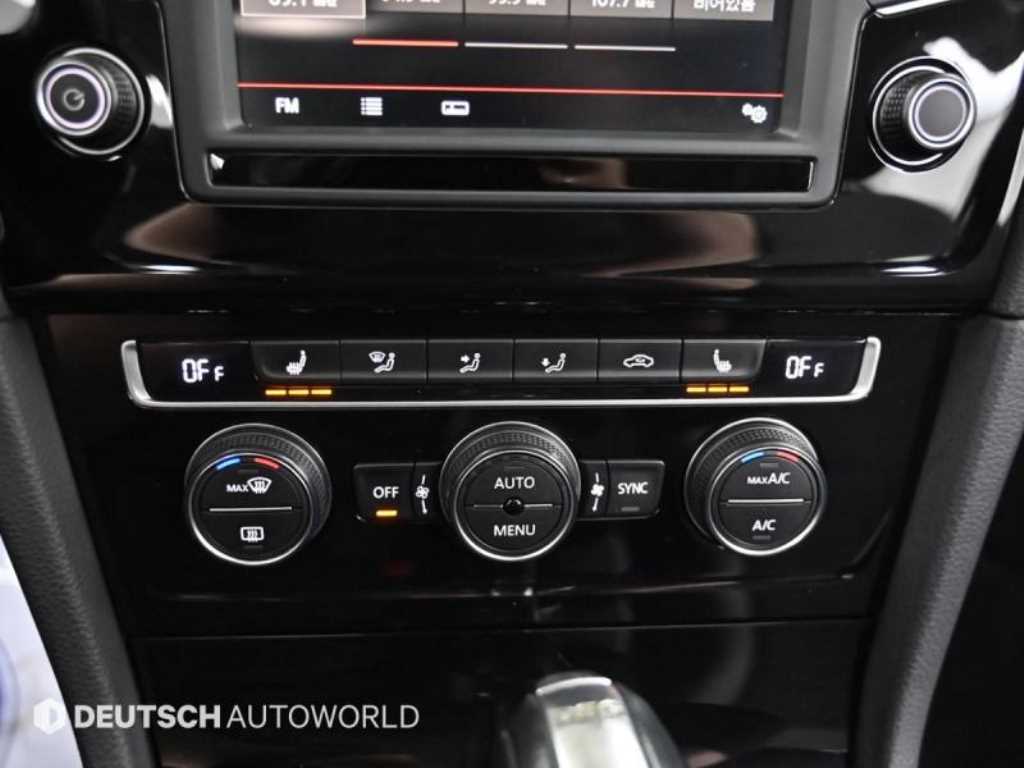 Volkswagen Golf 2016 Negro - Importación desde Corea - HF Imports Iquique - Foto 17