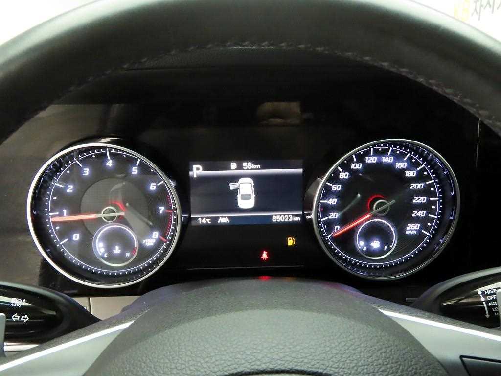 HYUNDAI Grandeur - Vista 6