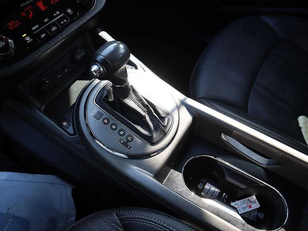 KIA Sportage - Vista 12