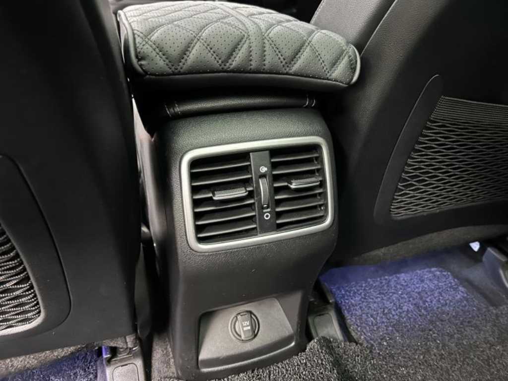 KIA Sportage - Vista 8
