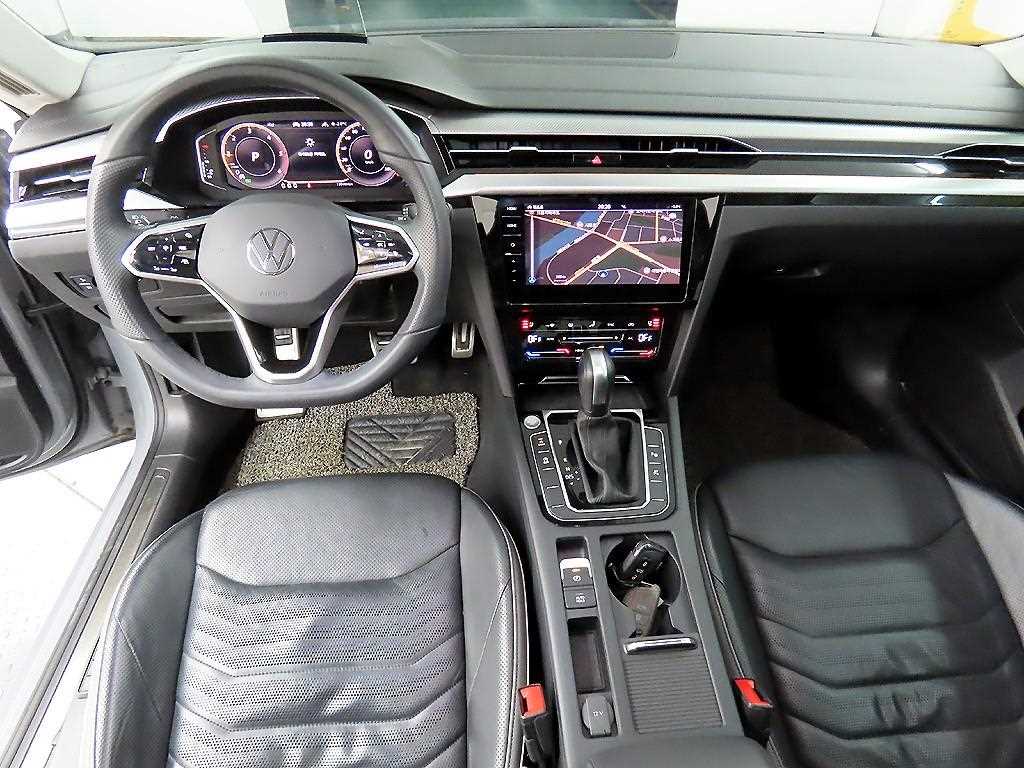 Volkswagen Arteon - Vista 7