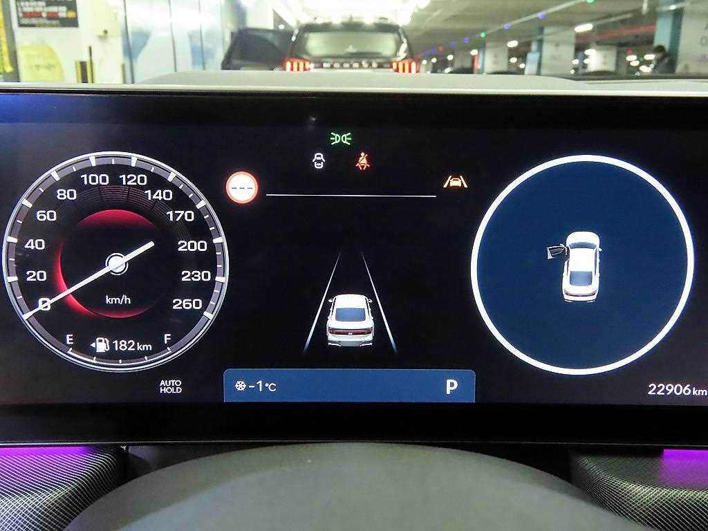 HYUNDAI Sonata - Vista 9