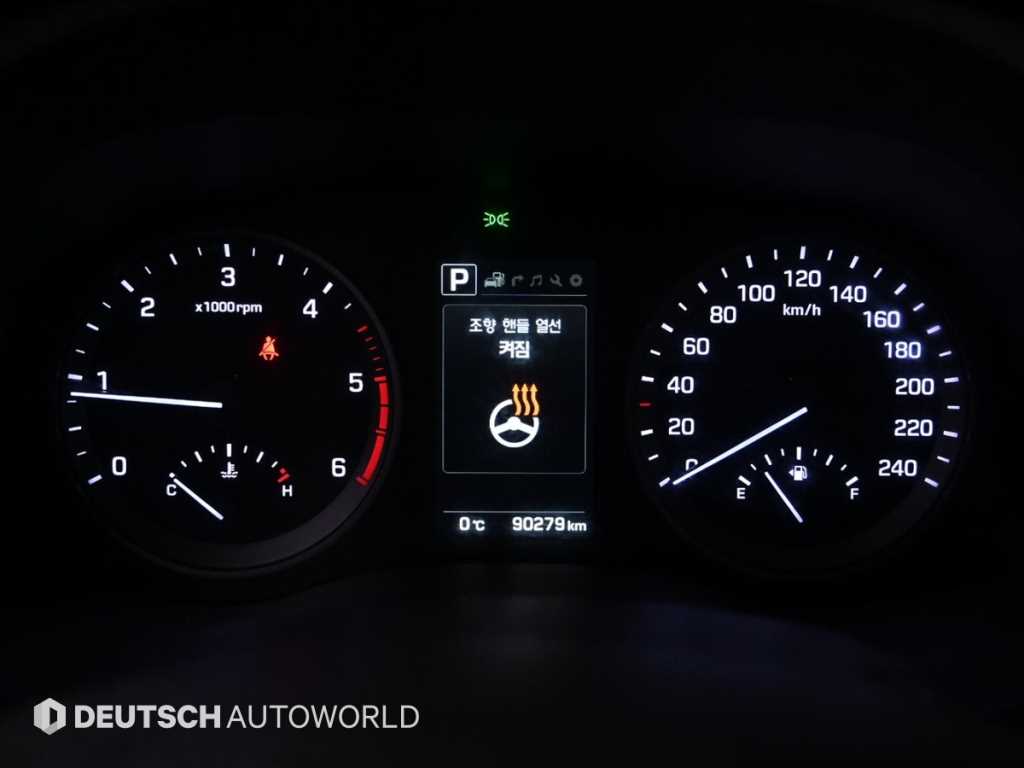 HYUNDAI Tucson - Vista 8