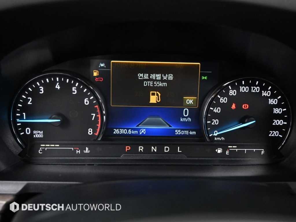 Ford Explorer - Vista 8