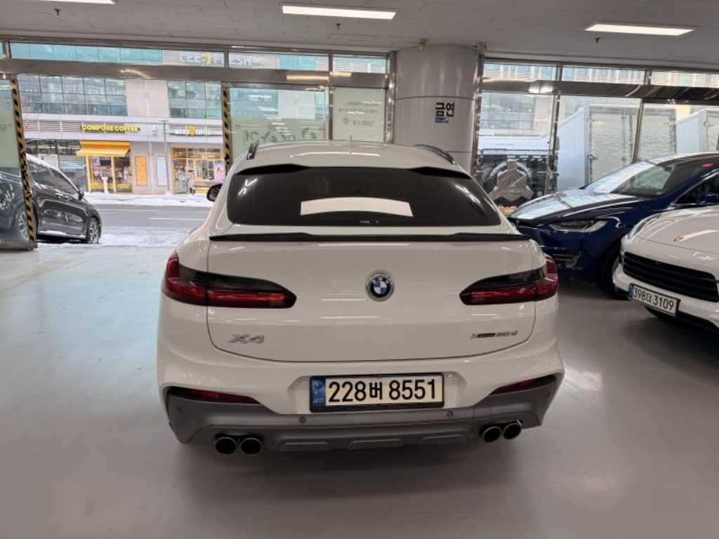 BMW X4 - Vista 6