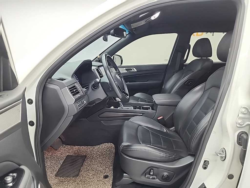 Ssangyong Rexton - Vista 11