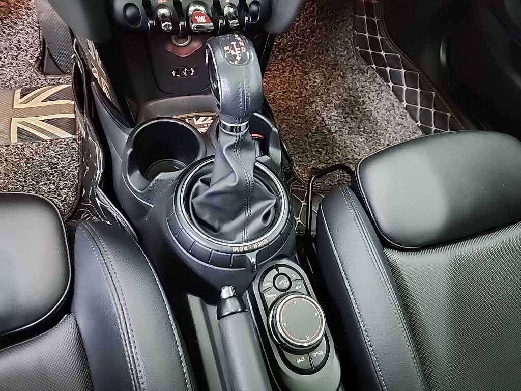 Mini Cooper - Vista 8